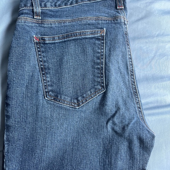 Tommy Hilfiger Modern straight cut denim jeans. Size 10R. EUC. - Picture 2 of 5
